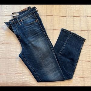 Madewell, 10’ high-rise skinny, dark wash